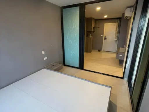 For rent: The Origin Sukhumvit 105, Building B, 5th floor, house side, no noise from outside, no blocked view, very worth booking.
