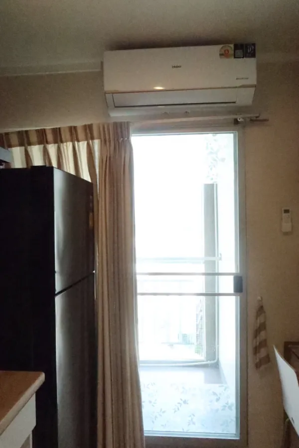 Selling a fully furnished 10th-floor unit at Lumpini Ville Sukhumvit 77. Book now! (Limited time offer!)