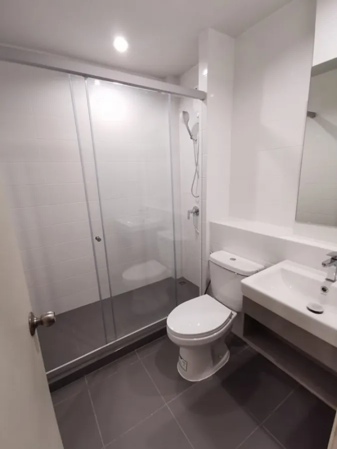 Condo for rent, Common TU, large room, furniture, complete electrical appliances Plus the view is very beautiful. If you don't book, you will regret i