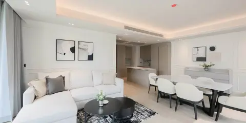 พลาดไม่ได้! ชีวิตหรูหรา ใจกลางเมือง กำลังรอคุณอยู่ที่ Tonson One Residence ด้วยเฟอร์นิเจอร์พรีเมียม