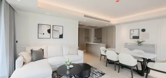 พลาดไม่ได้! ชีวิตหรูหรา ใจกลางเมือง กำลังรอคุณอยู่ที่ Tonson One Residence ด้วยเฟอร์นิเจอร์พรีเมียม images