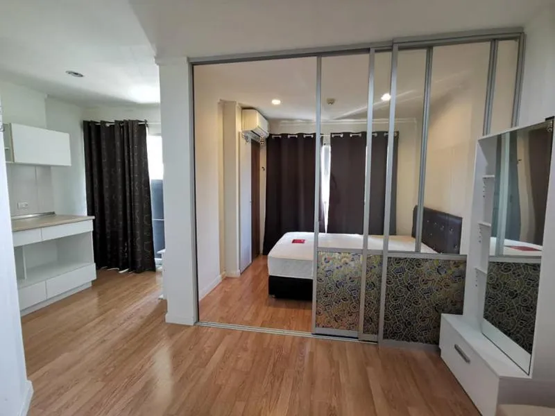 For sale, for rent!! Lumpini Ville condo, Phatthanakan-Phetchaburi New Road, pool view, good location, convenient transportation, hurry up!!