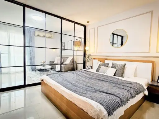 ขายด่วน คอนโด The Regent Home 1 พหลโยธิน 67 ตกแต่งดุดี เฟอร์ครบชุด รีบจองได้เลยจ้า