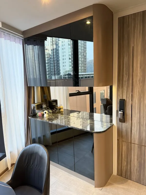 ขาย ให้เช่า ideo q sukhumvit 36 ห้องตกแต่งงาน Build in ทั้งห้อง ห้องมุมตึกเป็นส่วนตัว จองก่อนได้ก่อน