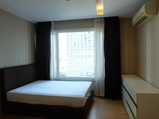 ขาย สิริ แอท สุขุมวิท ชั้น 12A ห้องกว้างขวาง แต่งสวยน่าอยู่ พร้อมเฟอร์ครบ รีบจอง ด่วนๆ images