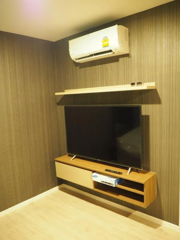 ด่วนน ห้อง 2 bed ตกแต่งสวยมาก ติดวอลทั้งห้อง ใหม่เอี่ยมอ่องแบบ 37 ตารางเมตร ค่าเช่าเพียง 17,000 บาท