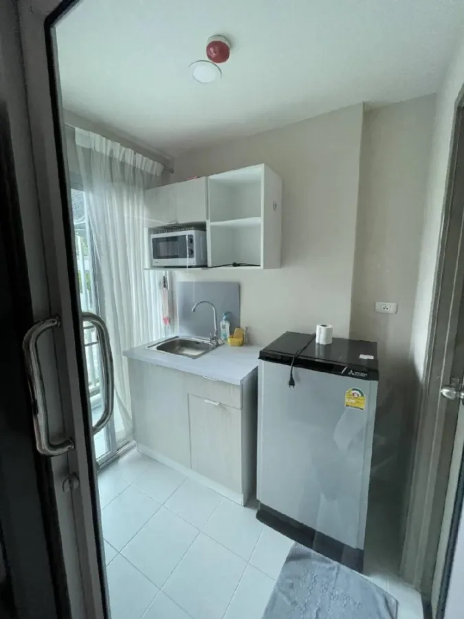 For sale: Be Condo Paholyothin, 2nd floor, fully furnished, ready to move in. Interested? Reserve now!
