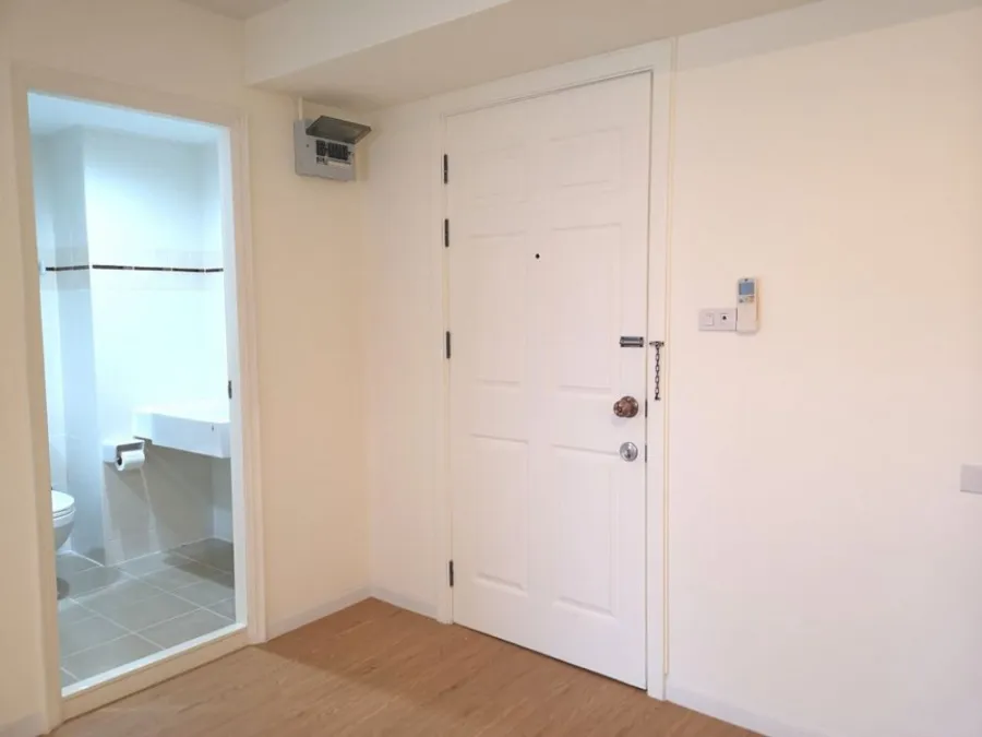Condo for sale, Lumpini Place Narathiwat-Chao Phraya, size 30 sq.m., beautiful room, ready to move in. This must be reserved