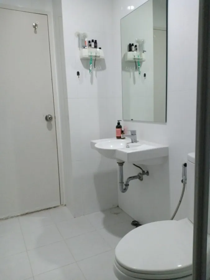 ให้เช่า อิซซี่ คอนโด สุขสวัสดิ์ พร้อมอยู่ เดินทางสะดวก อย่ารอช้า รีบจองก่อนหลุด!!