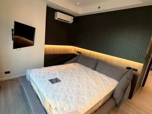 ปล่อยเช่าด่วนๆ Thru Thonglor สไตล์ luxurious Modern พร้อมเฟอร์นิเจอร์ครบครัน สามารถเข้าอยู่ได้ทันที