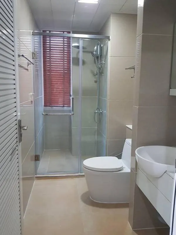 ++ Condo TC Green Rama 9 ++ beautiful room, fully furnished, convenient transportation, close to shopping centers Don't wait .. rent urgently !!!!