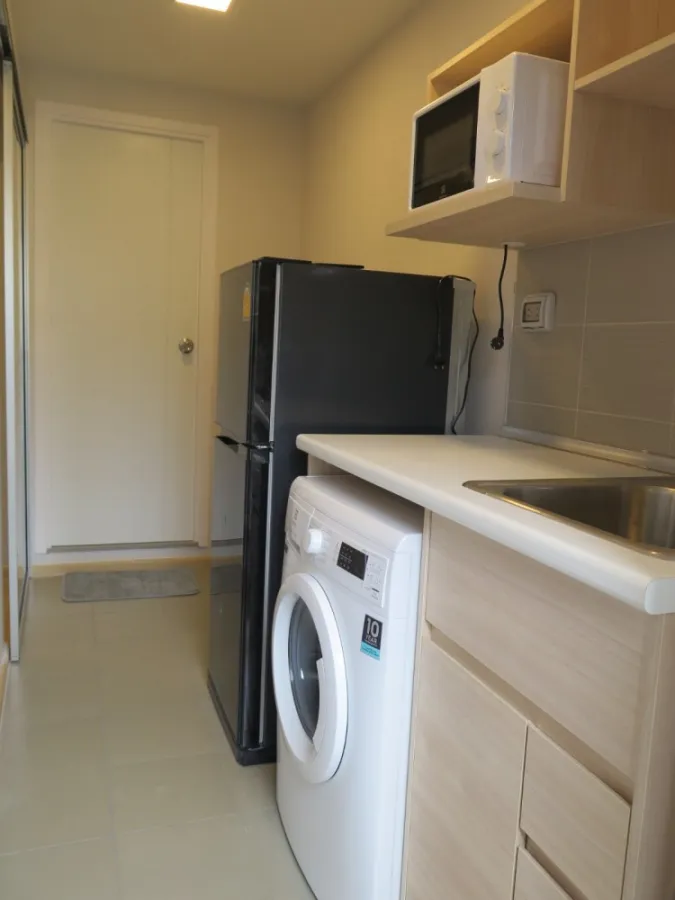 For rent plum condo rangsit alive 2 ตึก B ชั้น 6 วิวสระแจ่มๆ พร้อมทีวีจอใหญ่มากก ไม่จองพลาดสุดๆ ด่วน