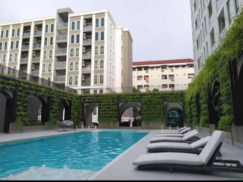 Aspire Asoke-Ratchada Condo for rent, new room, beautiful decoration, tight furniture, complete electrical appliances. End up in one room
