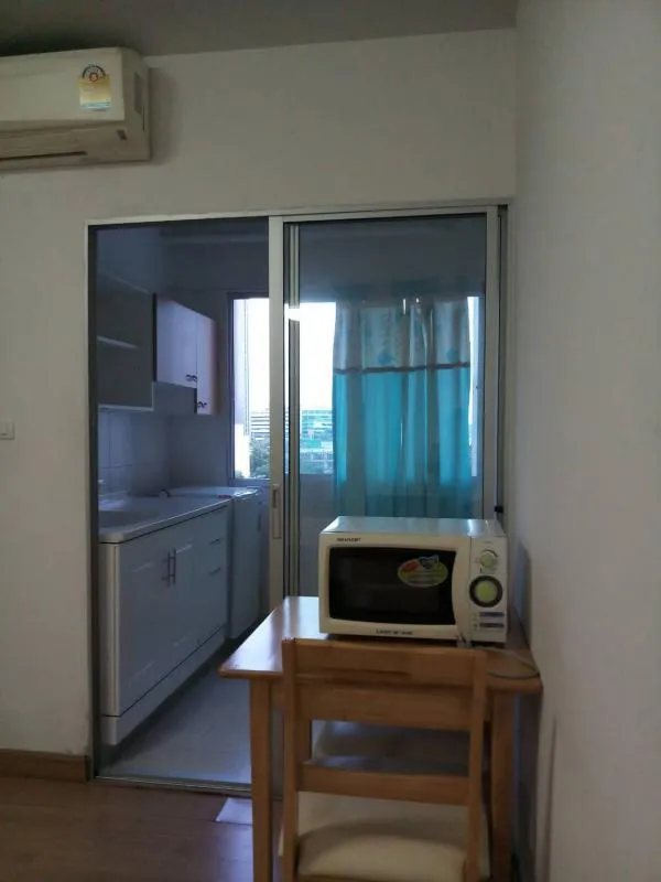 Condo for rent Supalai Park, Kaset Intersection, Studio, fully furnished and electrical appliances Impressive price like this. Don't miss it.
