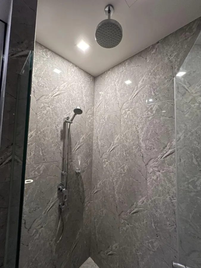 For rent: Ashton Asoke, 37th floor, great city view, fully decorated with Buit-In walls, if you don't reserve you will regret it.