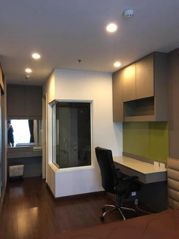 Wow!!** Condo for rent at Supalai Premier at Asoke ** Fully furnished room ready to move in. Near famous places, hurry to come and enjoy!!