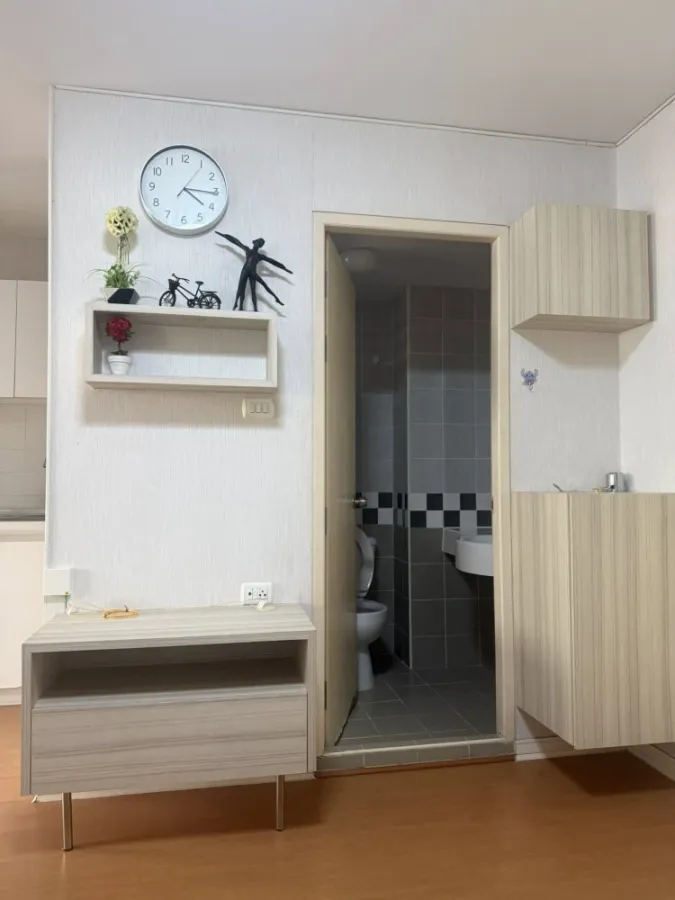 For rent: Lumpini Condo Town Rattanathibet, ready to move in, affordable price, hard to find, hurry and reserve now!