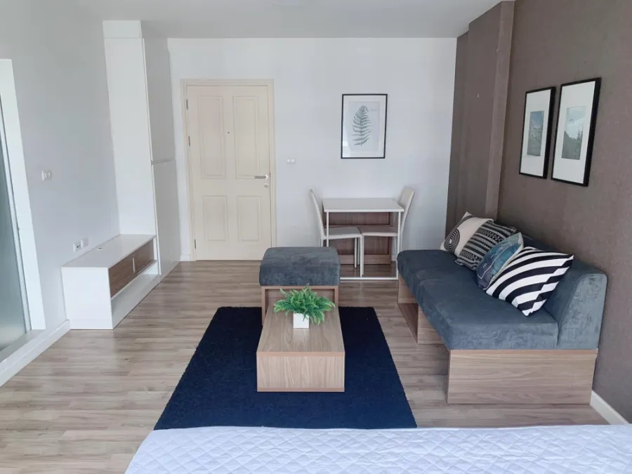 For sale, for rent, D Condo Campus Rangsit, Phase 2, 5th floor, outside view, fully furnished, ready to move in, book now, don't miss it.