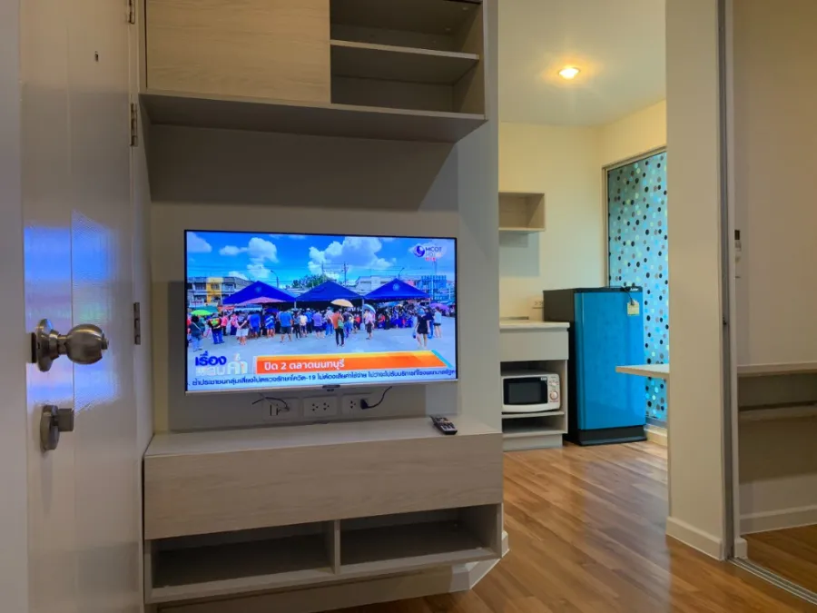 For rent urgently!! V Condo Ladkrabang, garden view, fully furnished, good location, don't miss it!!