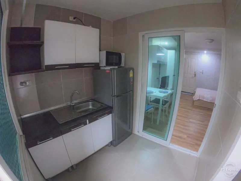 ให้เช่าคอนโด Happy condo รัชดา18 ห้องสตูดิโอ ตกแต่งพร้อมเข้าอยู่ เฟอนร์ครบ ราคานี้ต้องรีบเลยย