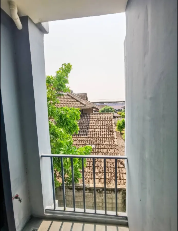 ขาย คอนโด บี.ลอฟท์ สุขุมวิท 109 วิวโล่ง ห้องเปล่า พร้อมโซฟาน่านั่งสุดๆ สายแต่งห้องห้ามพลาด