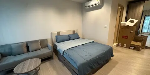 For rent Life Sathorn Sierra ชั้น 23 ได้วิวสูง เฟอร์นิเจอร์ พร้อม เครื่องใช้ไฟฟ้าครบ รีบย้าย