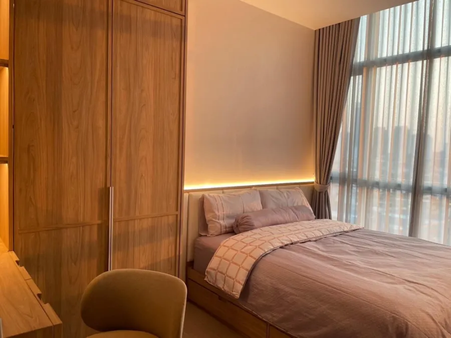 For rent Supalai Premier SiPhraya-Samyan Spacious room separate Very beautifully decorated, hurry and reserve now.