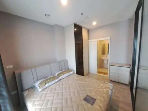 For sale and rent, Niche Mono Mega Space Bangna, 17th floor, swimming pool view, fully furnished room, nice to live in. Hurry and reserve before it sl images