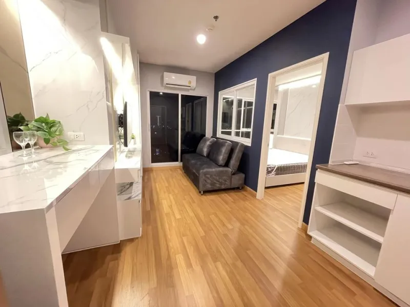 ด่วนขาย เช่า คอนโด ลุมพินี เพลส รัชดา-สาธุ ห้องมุม Corner View พร้อม Built-In & Fully Furnished อย่าพลาด