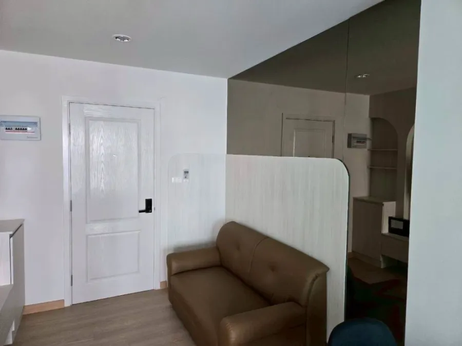 For sale or rent: Terra Residence, 18th floor. A lovely unit, fully furnished. Book now!
