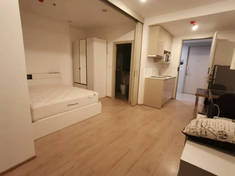 Ideo Q จุฬา สามย่าน ให้เช่า ตกแต่งเรียบง่าย ห้องแบบ 1 Bed พร้อมเข้าอยู่ได้เลย ชั้นสูง สนใจรีบจอง