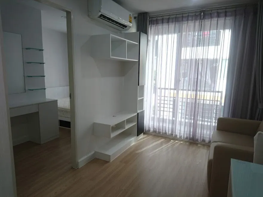 ให้เช่า สัมมากร​ S9 ห้องพร้อมอยู่ เฟอร์พร้อม ราคาสบายกระเป๋า รีบจองเลย