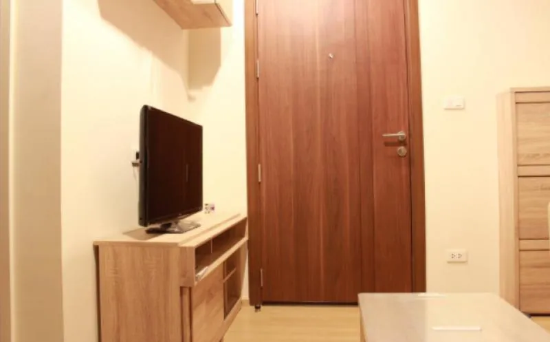 ให้เช่า คอนโด เดอะ เบส แจ้งวัฒนะ เเฟอร์นิเจอร์ Build in ให้ครบทั้งห้อง ห้องสวยตกแต่งดี ให้ไว ช้าอด
