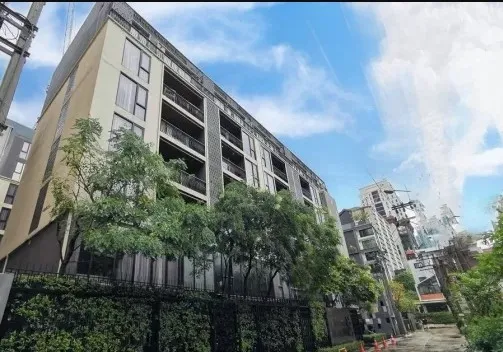 ขาย Klass หลังสวน ชั้น 8 ห้องกว้าง มาพร้อมเฟอร์นิเจอร์ครบชุด สภาพดีสุดๆ ไม่จองพลาดมากจ้า