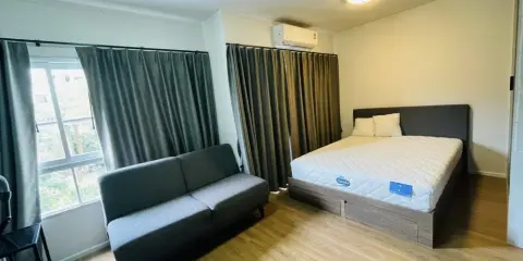 ให้เช่า D Condo Bliss Sriracha ห้องพร้อมอยู่ สิ่งอำนวยความสะดวกครบ รีบมาจับจองเลย อย่าพลาด
