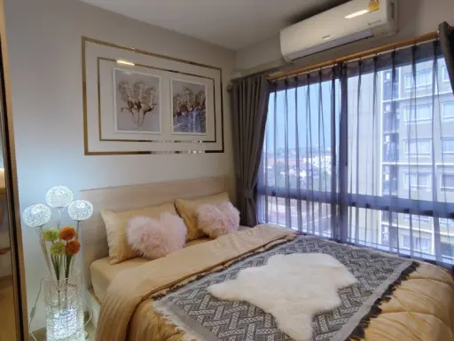 For sale: Plum Condo Rangsit Alive Phase 1, east view, beautiful room, fully furnished, ready to move in.