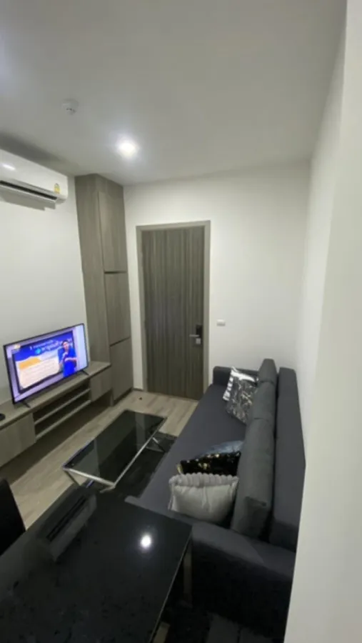 Sold with tenants!! Condo Knightsbridge Prime On Nut, 19th floor, city view, fully furnished, ready to move in. Book now!!