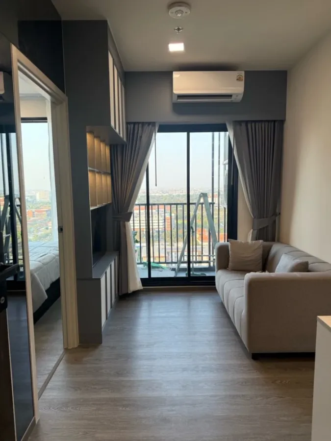 For rent: Modiz Avantgarde, 22nd floor. Beautiful room, fully furnished. Book now!