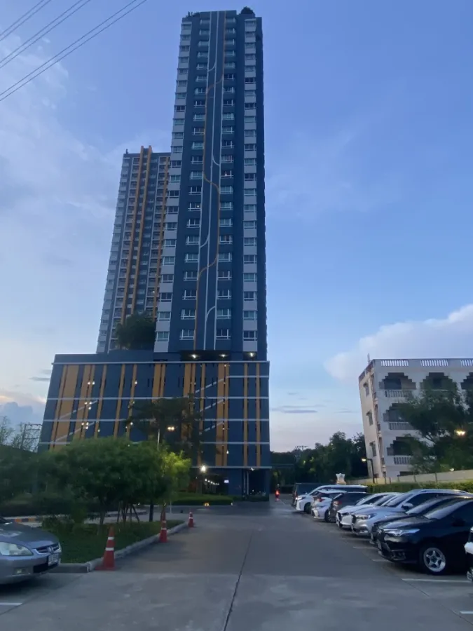 Brand New 100% Unoccupied Condo for SALE - 11th Floor (Building A), 26.62 sq.m., Featuring Fitted IKEA Wardrobe on Main Phatthanakan Road | ✨ Lumpini