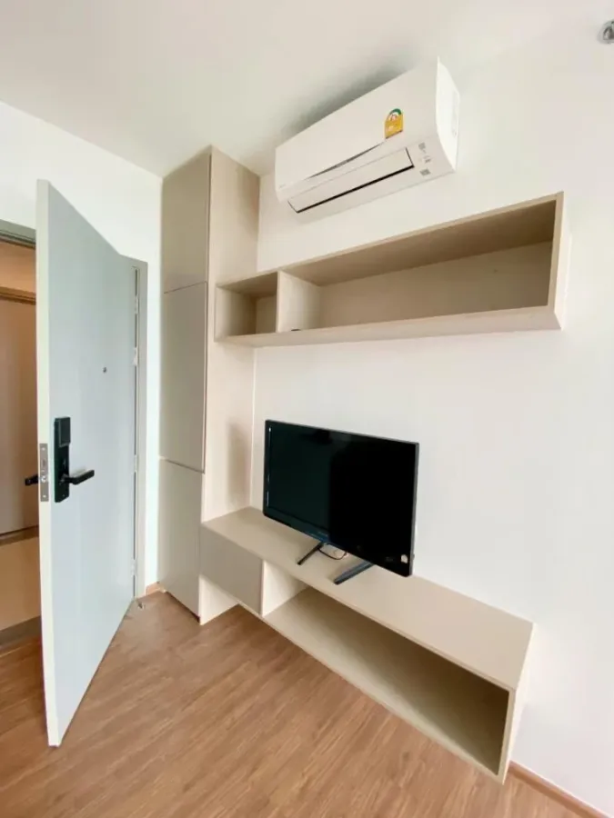 For rent: The Origin Ramkhamhaeng 209 Interchange, 19th floor, great view, 25 sq m, fully furnished, ready to move in.