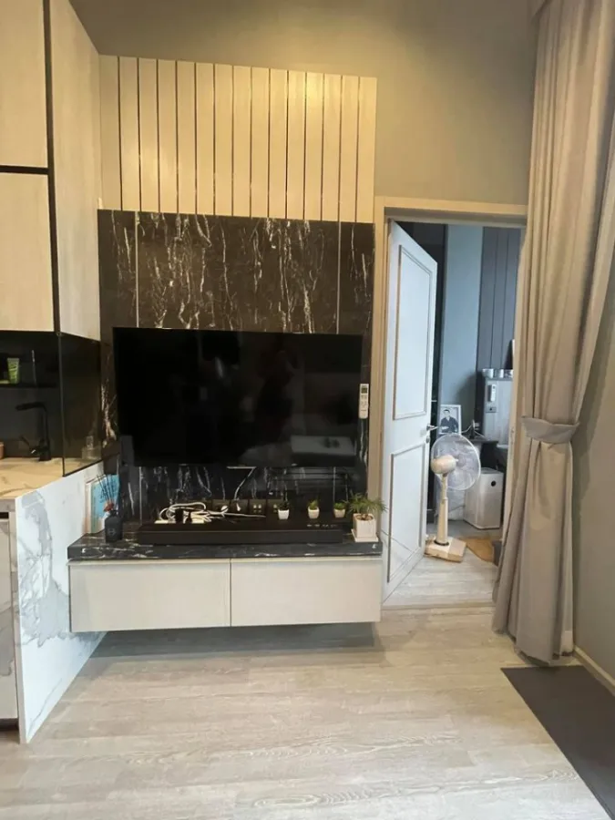 For rent urgently!! Condo The Line Sukhumvit 101, Chao Phraya River view, good location, near shopping areas, don't miss it!!
