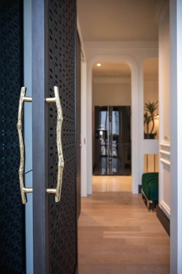 Condo for rent, Ashton Silom, decorated in Art Deco style, fully furnished, high floor, south and west views.
