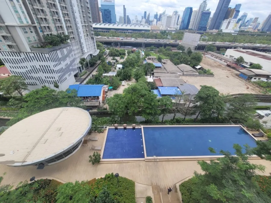 Woww!**ขายคอนโด Supalai Park Asoke-Ratchada**ห้องแต่งสวย วิวสระ ราคาเอื้อมถึง จองก่อนฟินก่อน!!