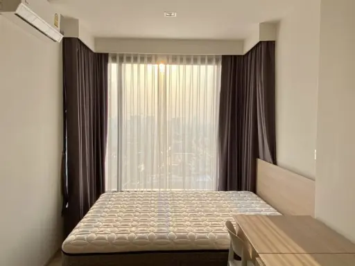 For rent, M Chatuchak, 20th floor, fully furnished, interested in owning, hurry and reserve now, urgently.