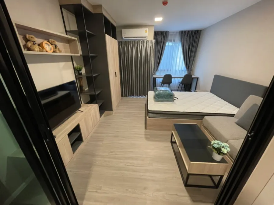 For rent, Dcondo Campus-Hideaway Rangsit Phase 4, Studio room, Built-in furniture, complete in one room.