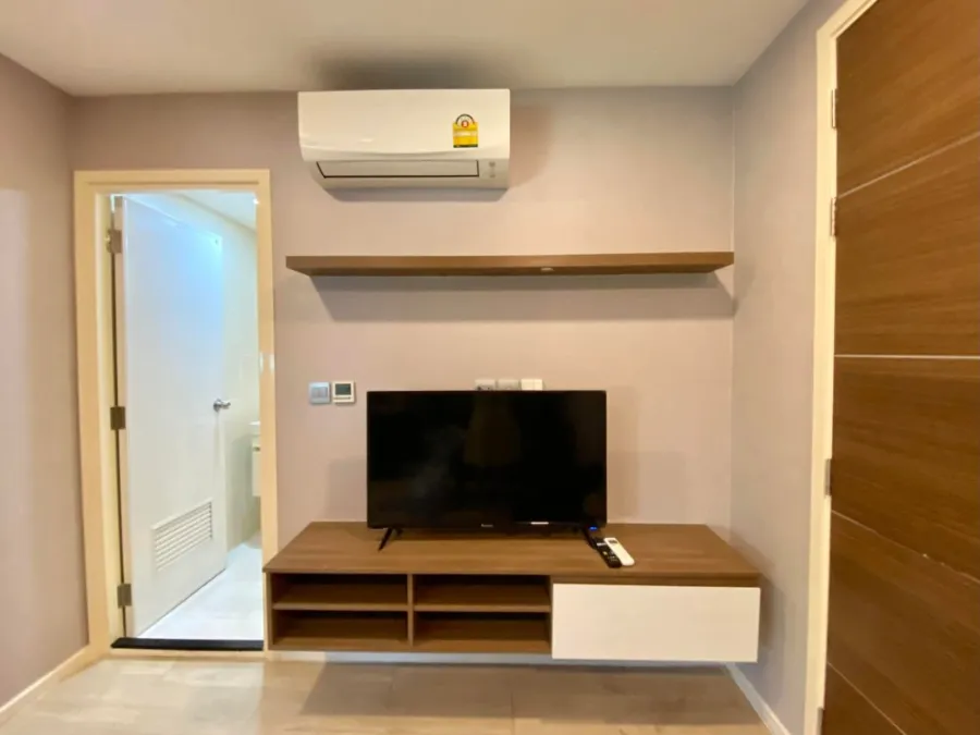 Sell / rent Condo Atmoz Ladprao 71, pool view, corner room, fully furnished, complete electrical appliances, urgently.