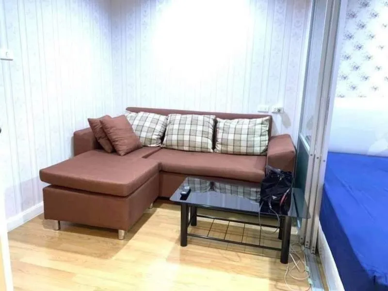 For Rent Lumpini Ville Chaengwatthana Pakkret ห้องกว้าง โซฟาใหญ่ รับแขกได้เยอะมาก