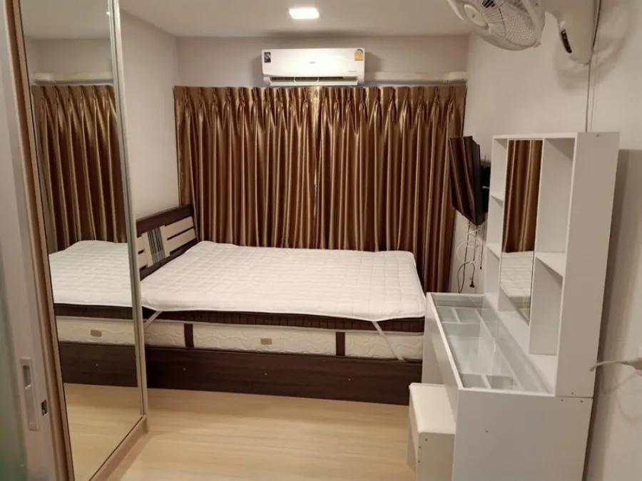 For rent, Plum Condo Rangsit Alive 1, Building A, 6th floor, pool view. Good built-in wardrobe. Hurry up to reserve.