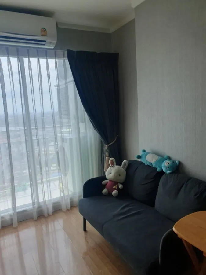 For sale Lumpini Ville Chaengwattana-Pak Kret. Clearly separated rooms, 31st floor, high view, great price, buy now.