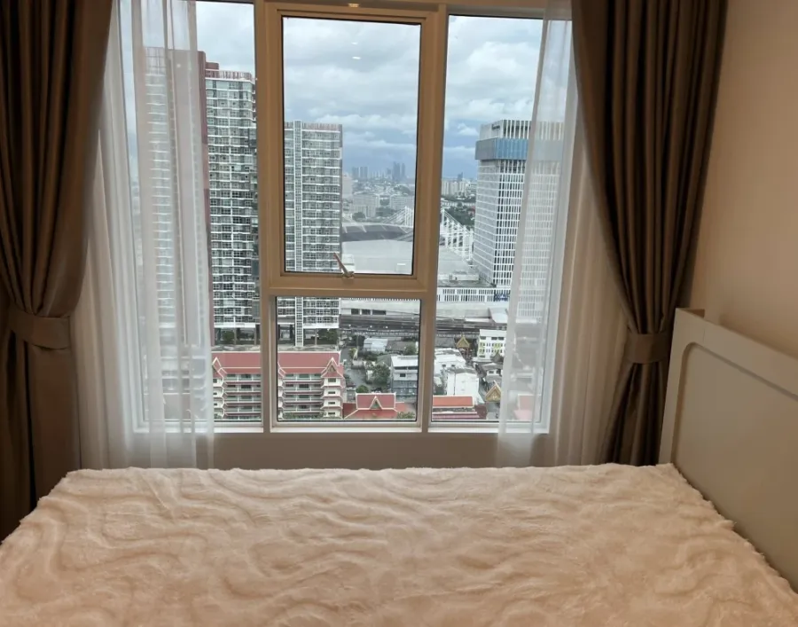 For rent: Regent Home Bangna, high floor, outside view, fully furnished room, nice to live in, book now, don't miss out.